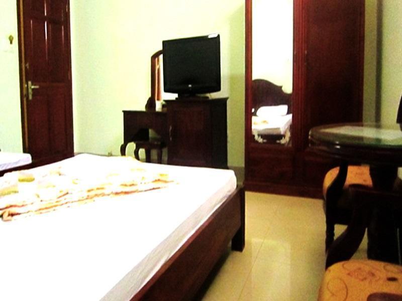 Hoang Tay 2 Hotel Bandar Ho Chi Minh Luaran gambar