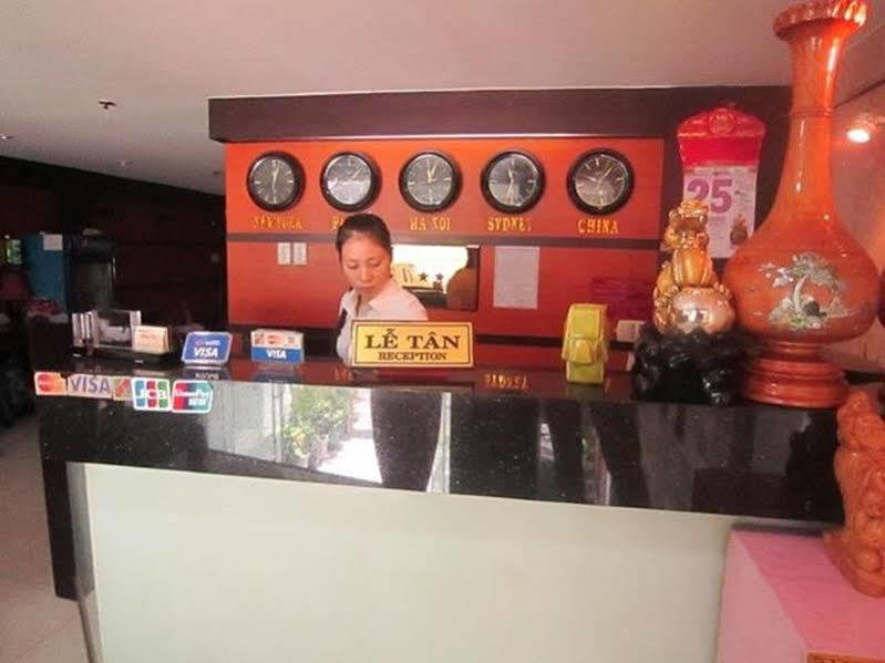Hoang Tay 2 Hotel Bandar Ho Chi Minh Luaran gambar